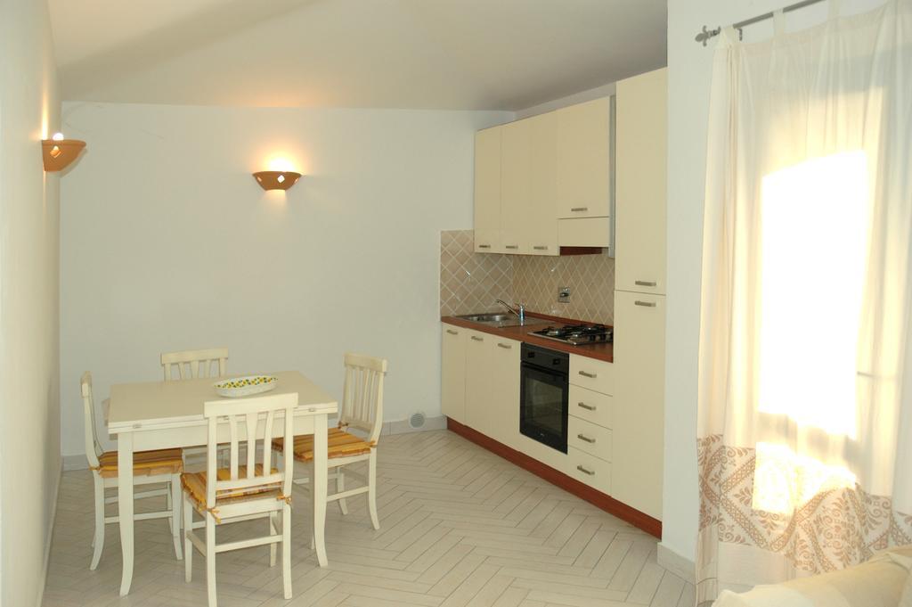 Holiday Homes Stella Marina San Teodoro  Room photo